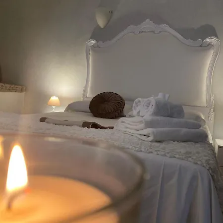Casa Ninetta - Spaccanapoli - Il Tipico Pianterreno Della Antica! Vakantiehuis *