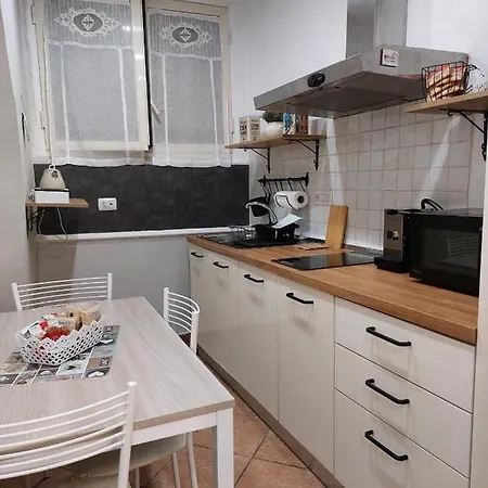 Casa Ninetta - Spaccanapoli - Il Tipico Pianterreno Della Antica! * Nápoles