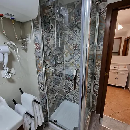 Vakantiehuis Casa Ninetta - Spaccanapoli - Il Tipico Pianterreno Della Antica!